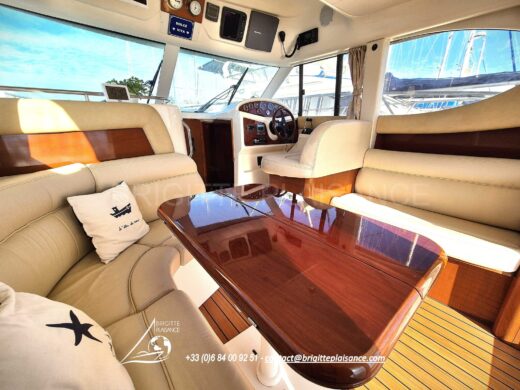 JEANNEAU PRESTIGE 32