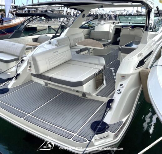 SEA RAY 320 SUNDANCER