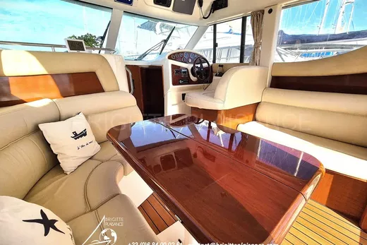 Jeanneau Prestige 32