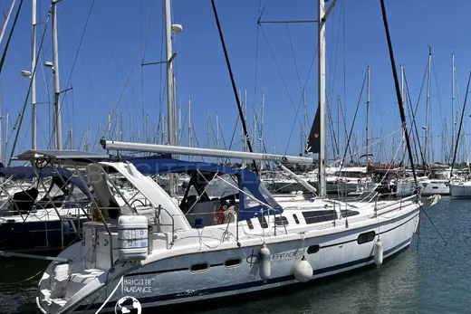 Hunter 410
